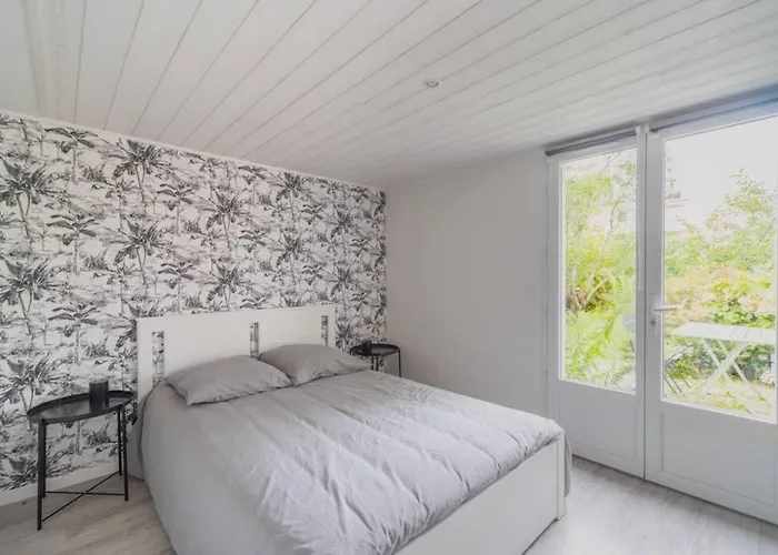 Residence Confortable Au Calme Quartier St Marceau